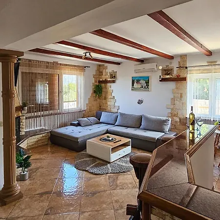 In Jasenice Lägenhet Rovanjska