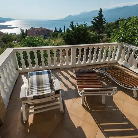 Apartment In Jasenice Rovanjska